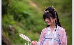 男朋友老是吃我的奶奶